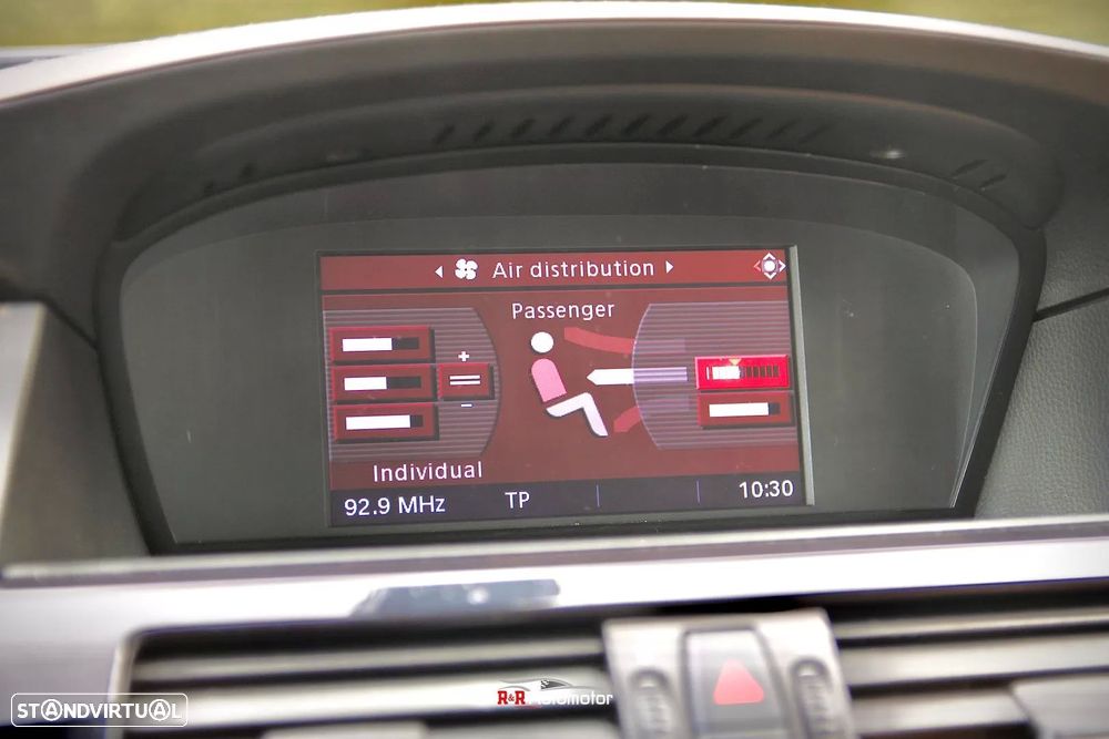 BMW 520 d Executive - 32