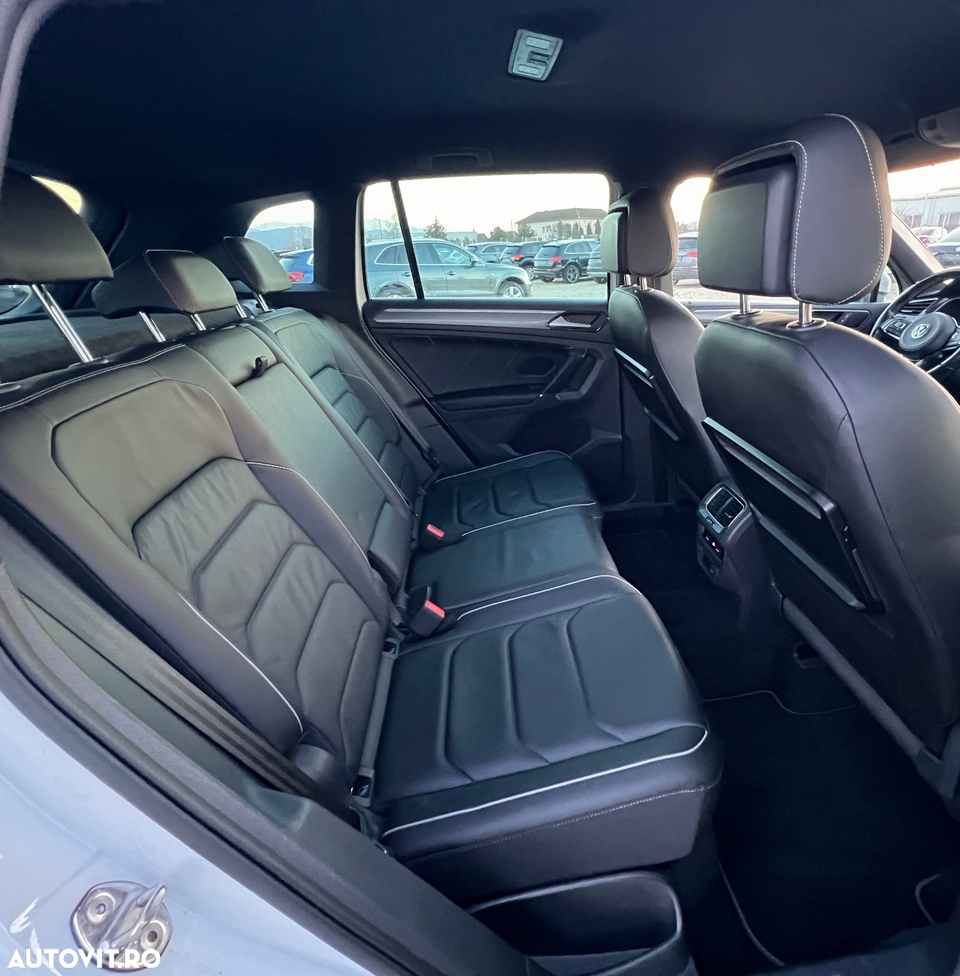 Volkswagen Tiguan 2.0 TDI SCR 4MOTION DSG Highline - 29
