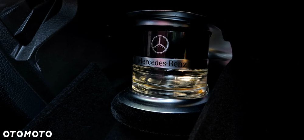 Mercedes-Benz GLC 200 d 4Matic 9G-TRONIC AMG Line Plus - 39
