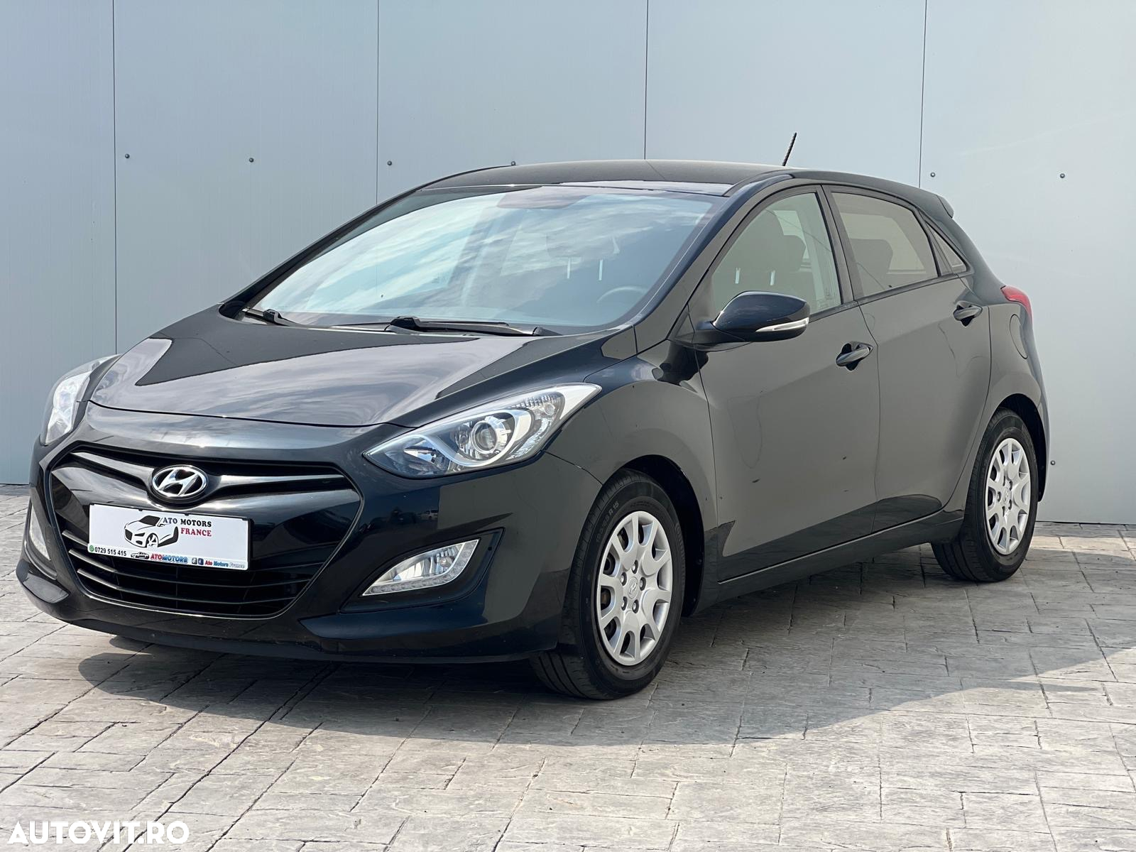 Hyundai i30 1.6 CRDI Automatik Trend - 2
