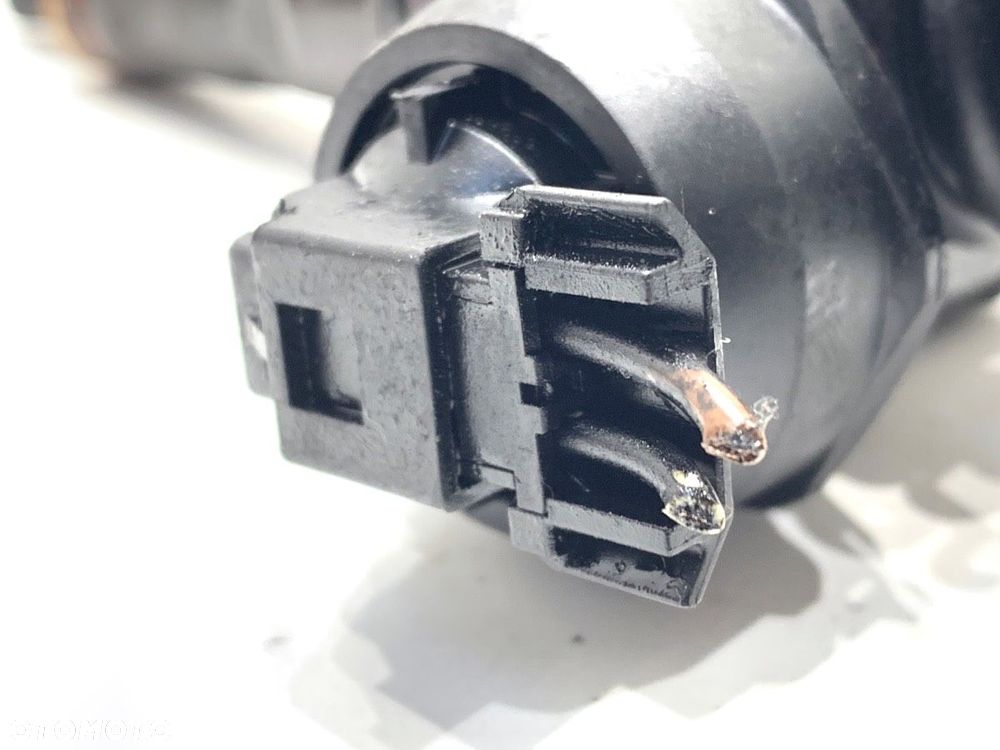 WTRYSKIWACZE KOMPLET  VW CADDY III Nadwozie pełne/minivan (2KA, 2KH, 2CA, 2CH) 2004 - 2015 1.6 75 - 4