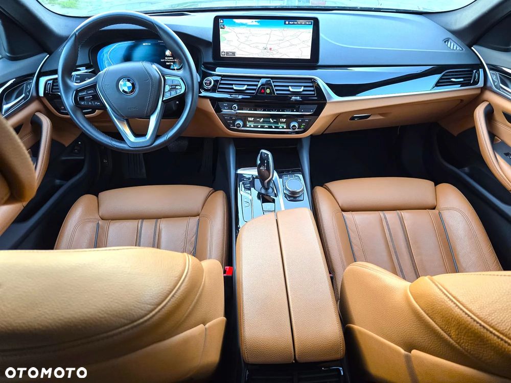 BMW Seria 5 530e Luxury Line sport - 20