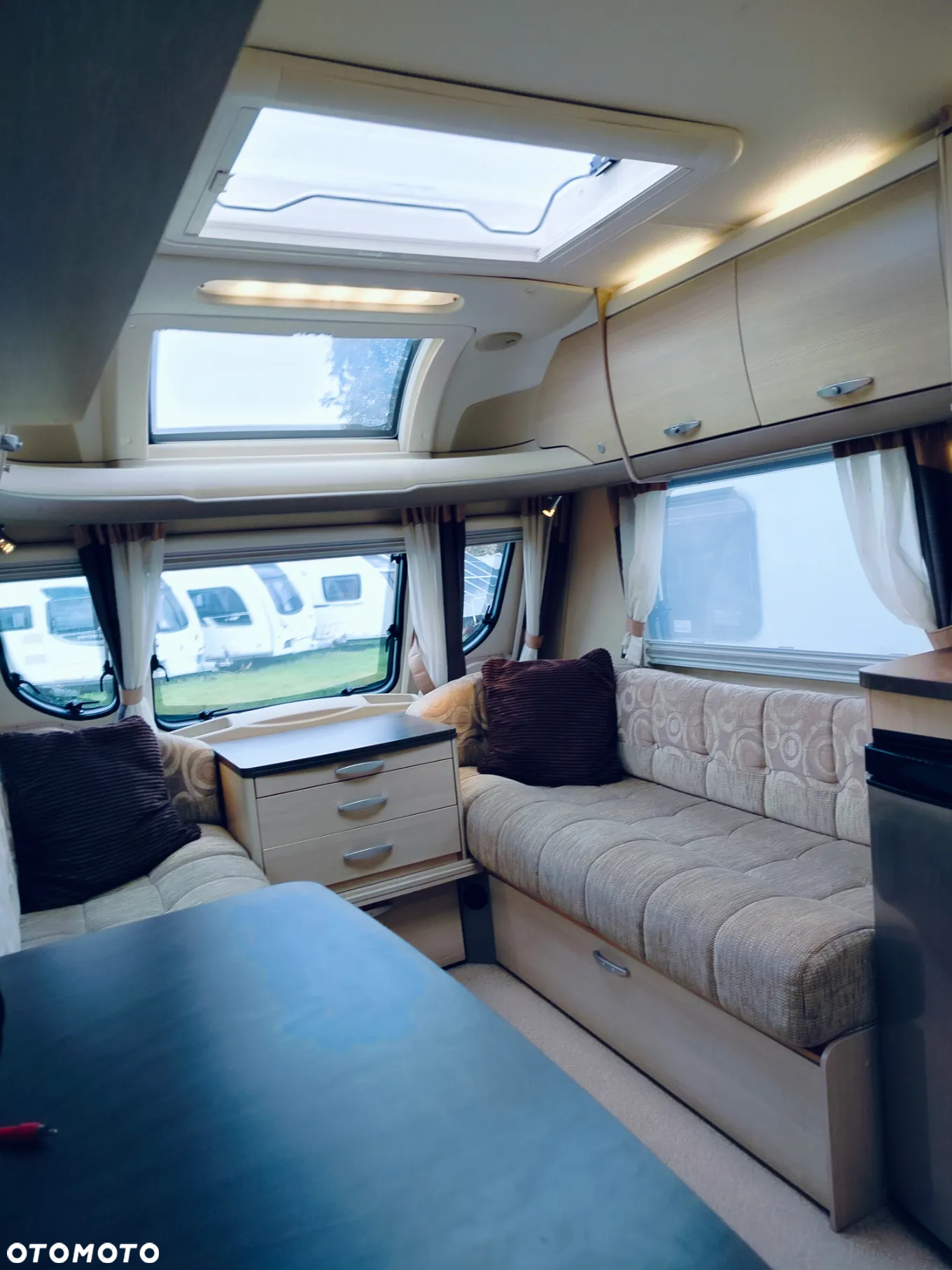 SWIFT Challenger 442 - 9