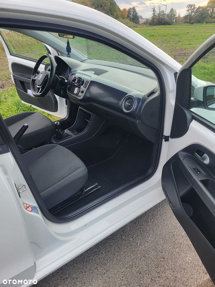 Volkswagen up! - 6