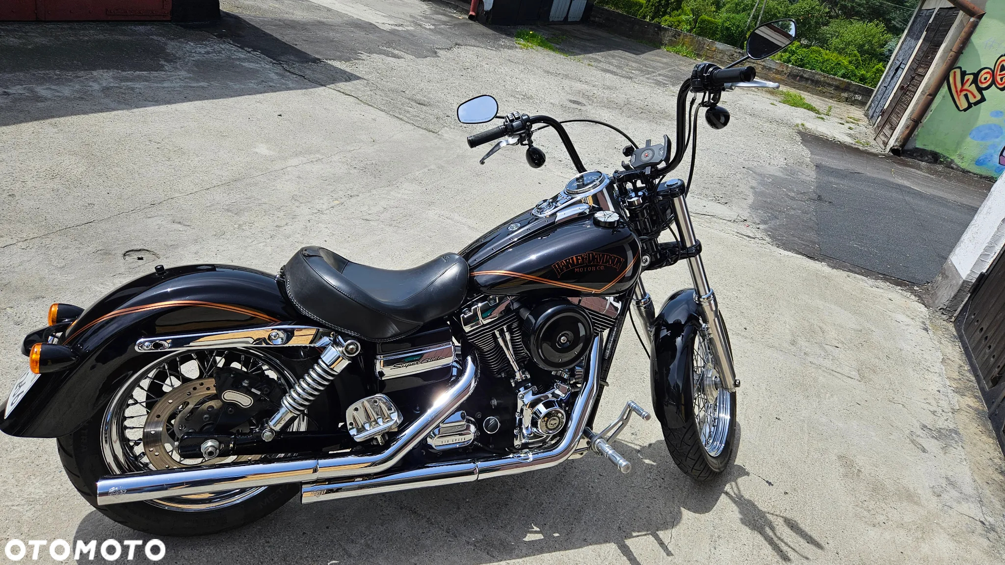 Harley-Davidson Dyna Super Glide - 4