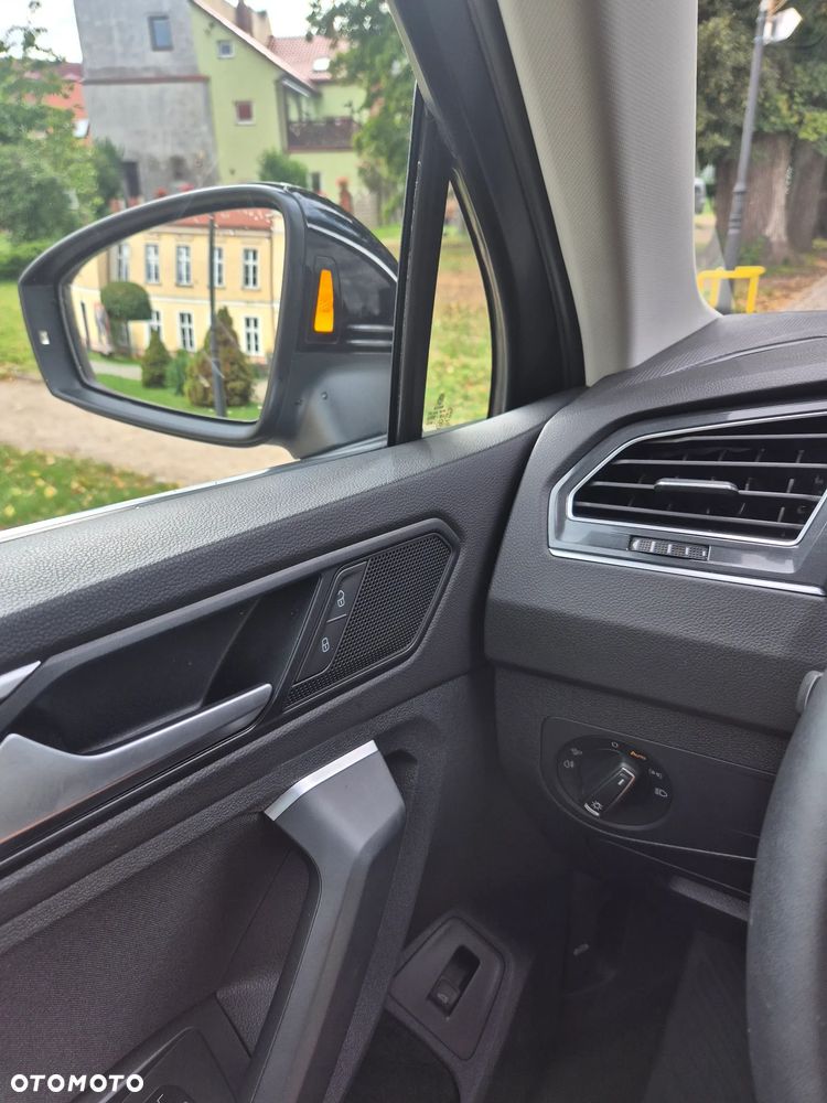 Volkswagen Tiguan 2.0 TDI SCR DSG Elegance - 11