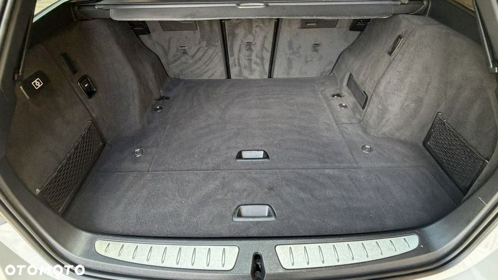 BMW Seria 3 - 24