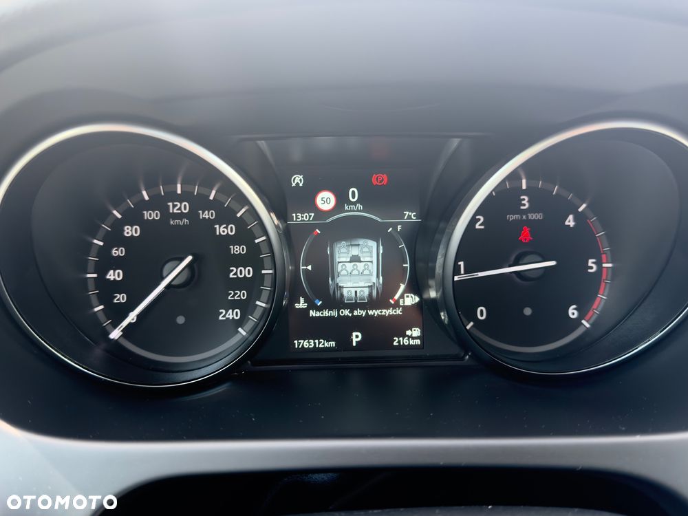 Land Rover Discovery Sport TD4 HSE - 36