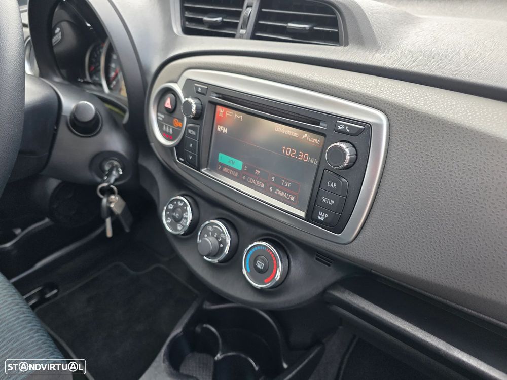 Toyota Yaris 1.0 VVT-i Comfort+P.Style - 20