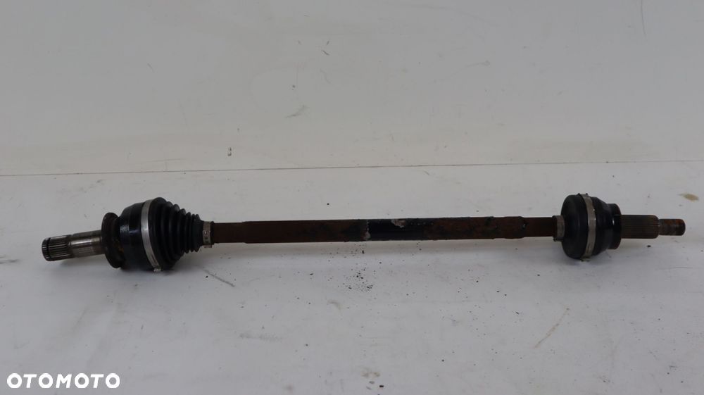 RANGE ROVER VELAR L560 2.0 D PÓŁOŚ PRAWA TYŁ HK83-4K138-AA