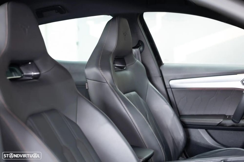 Cupra Formentor 1.4 e-Hybrid DSG VZ - 24