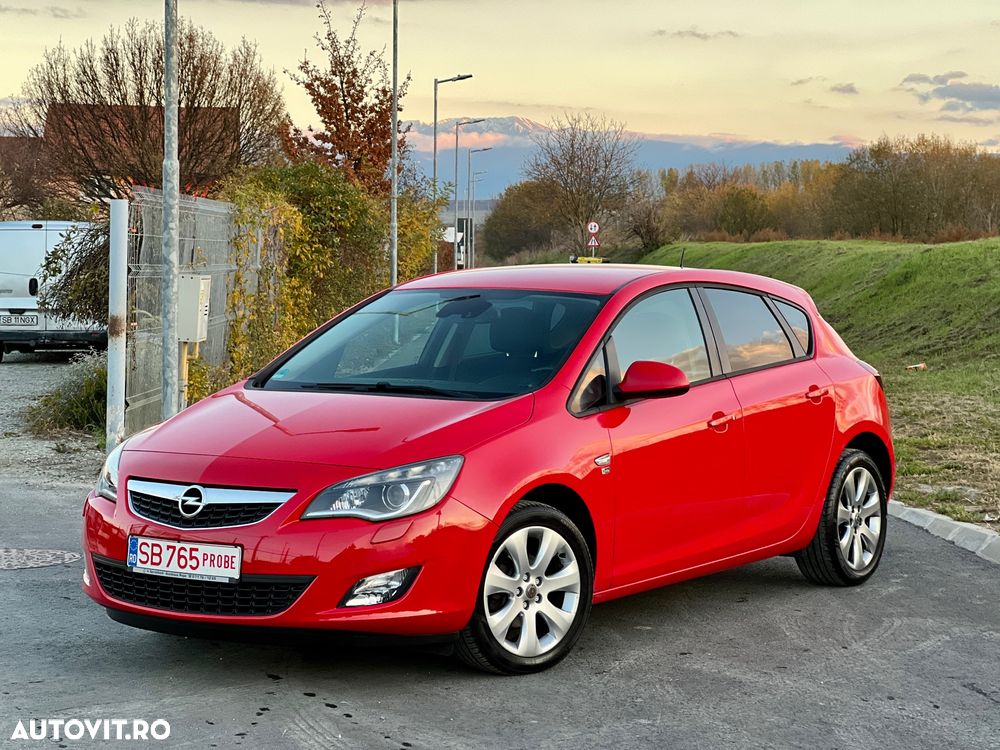 Opel Astra 1.6 Sport - 1