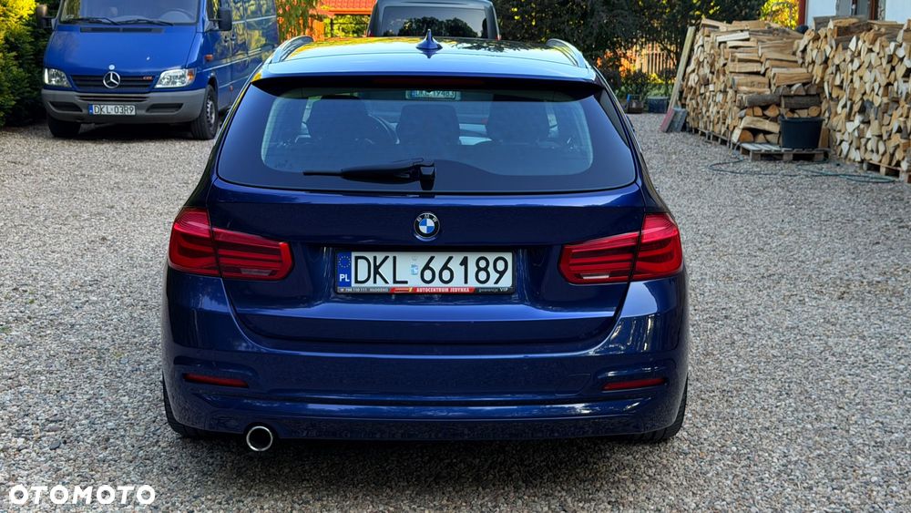 BMW Seria 3 318d Edition Luxury Line Purity - 12