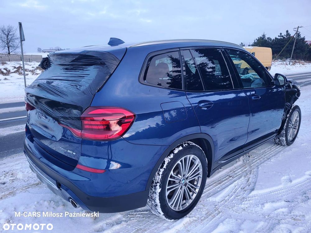 BMW X3 xDrive30e M Sport Edition - 3