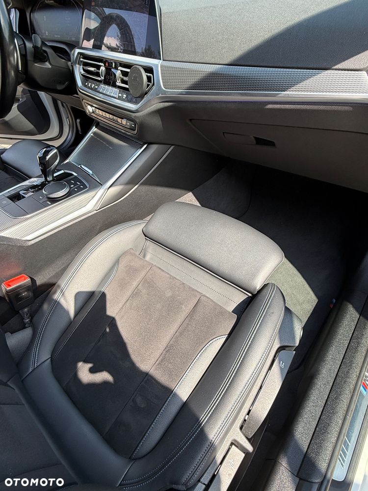 BMW Seria 3 320d xDrive M Sport - 17