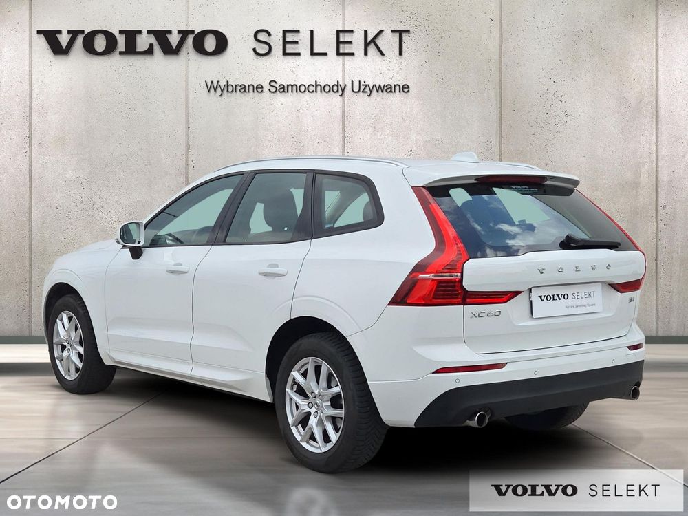 Volvo XC 60 B4 B Momentum - 3