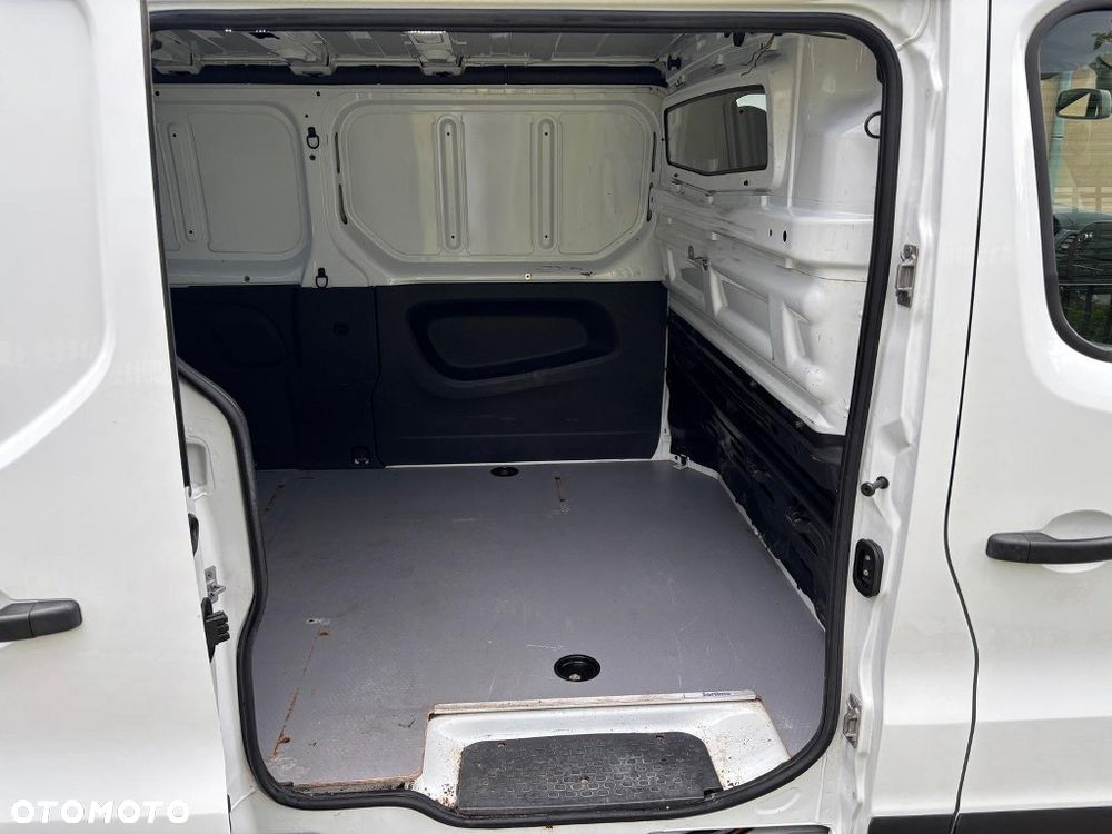Opel Vivaro B 1.6 CDTI 120 KM Long - 15