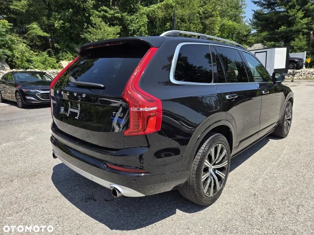 Volvo XC 90 - 4