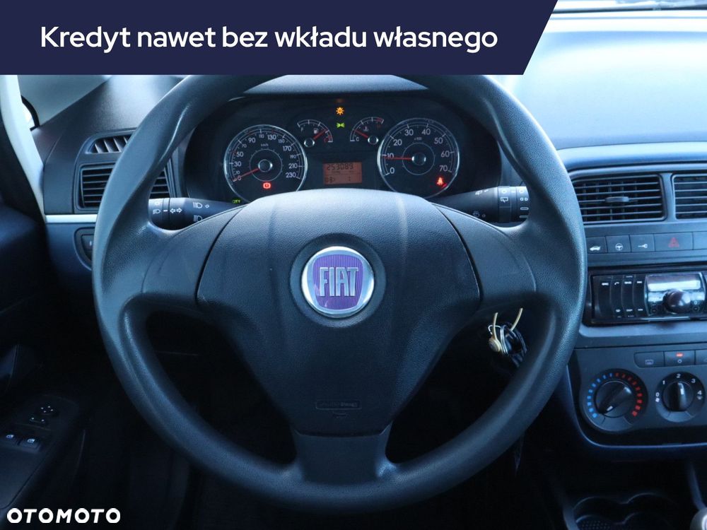 Fiat Punto 2012 - 19