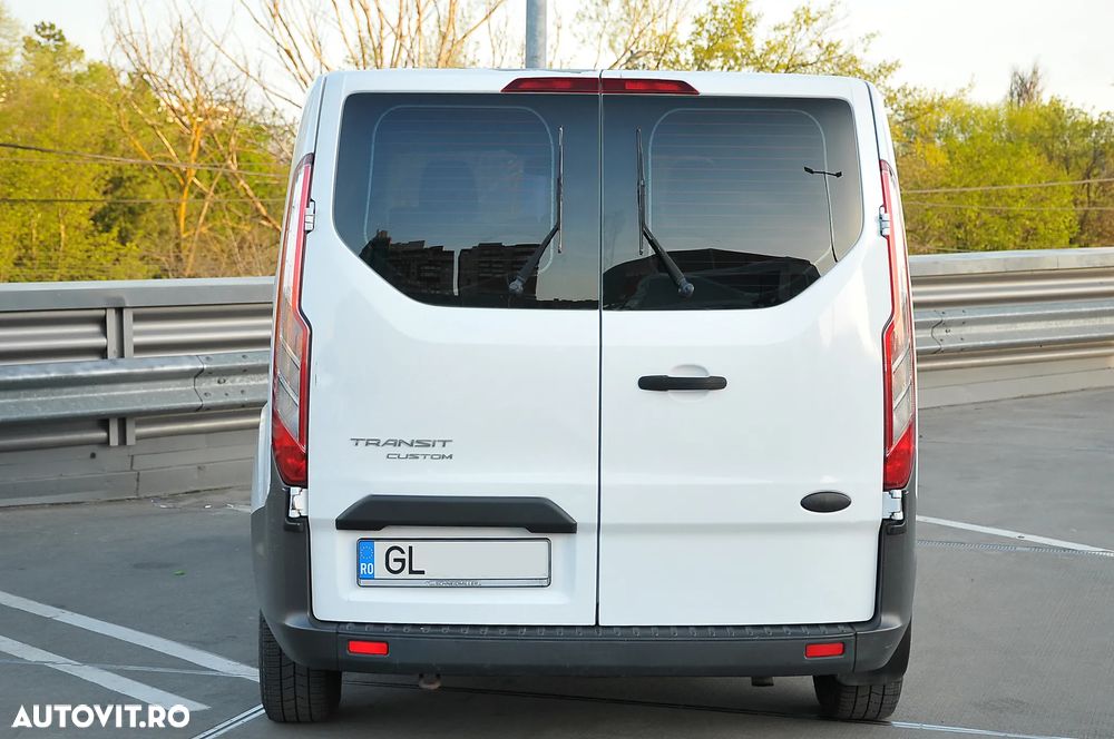 Ford Transit Custom - 10