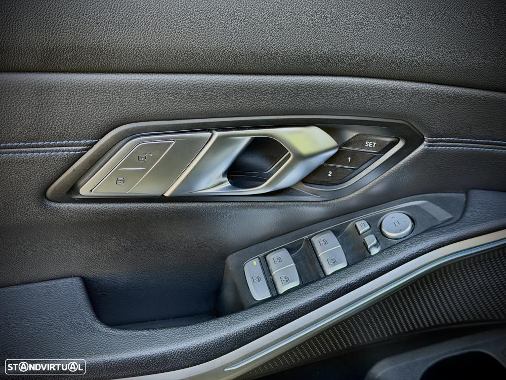 BMW 320 e Pack M Auto - 19