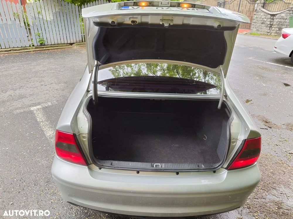 Opel Vectra - 11