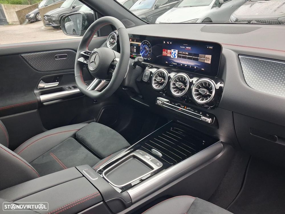 Mercedes-Benz EQA 250+ AMG Line - 14