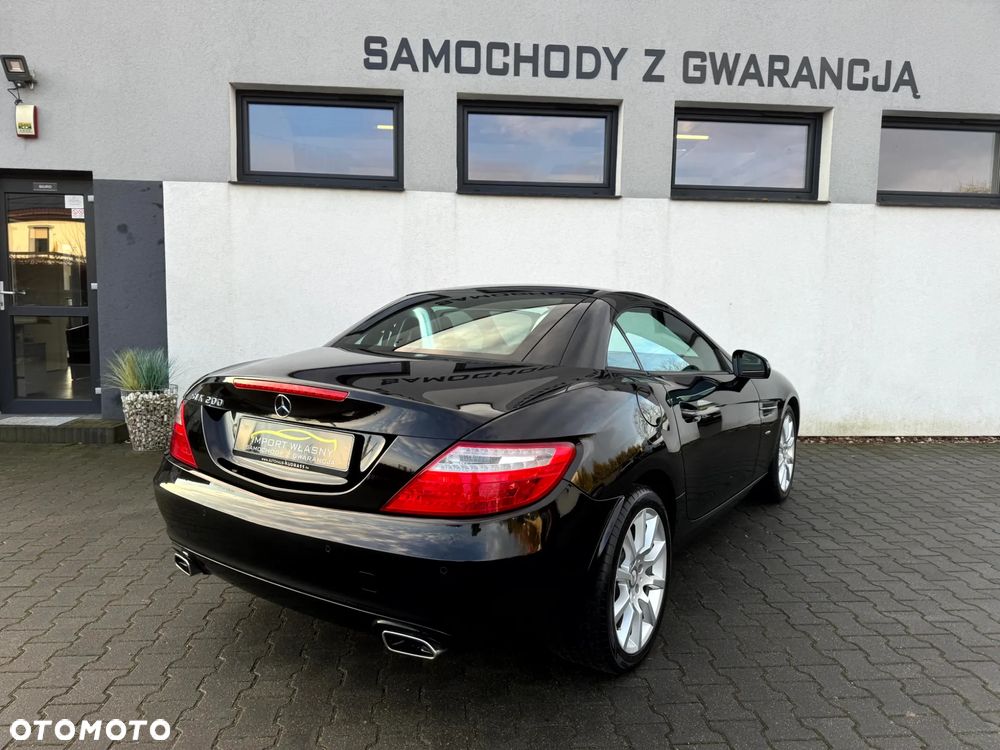 Mercedes-Benz SLK 200 (BlueEFFICIENCY) 7G-TRONIC - 3