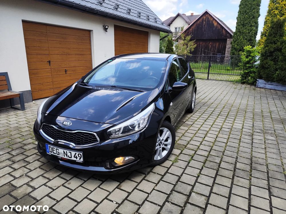 Kia Ceed - 1