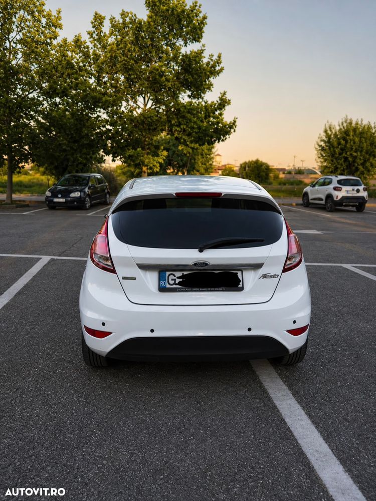 Ford Fiesta - 5