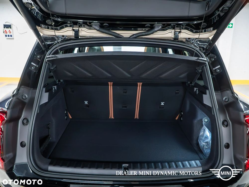MINI Countryman C Favoured Trim - 15