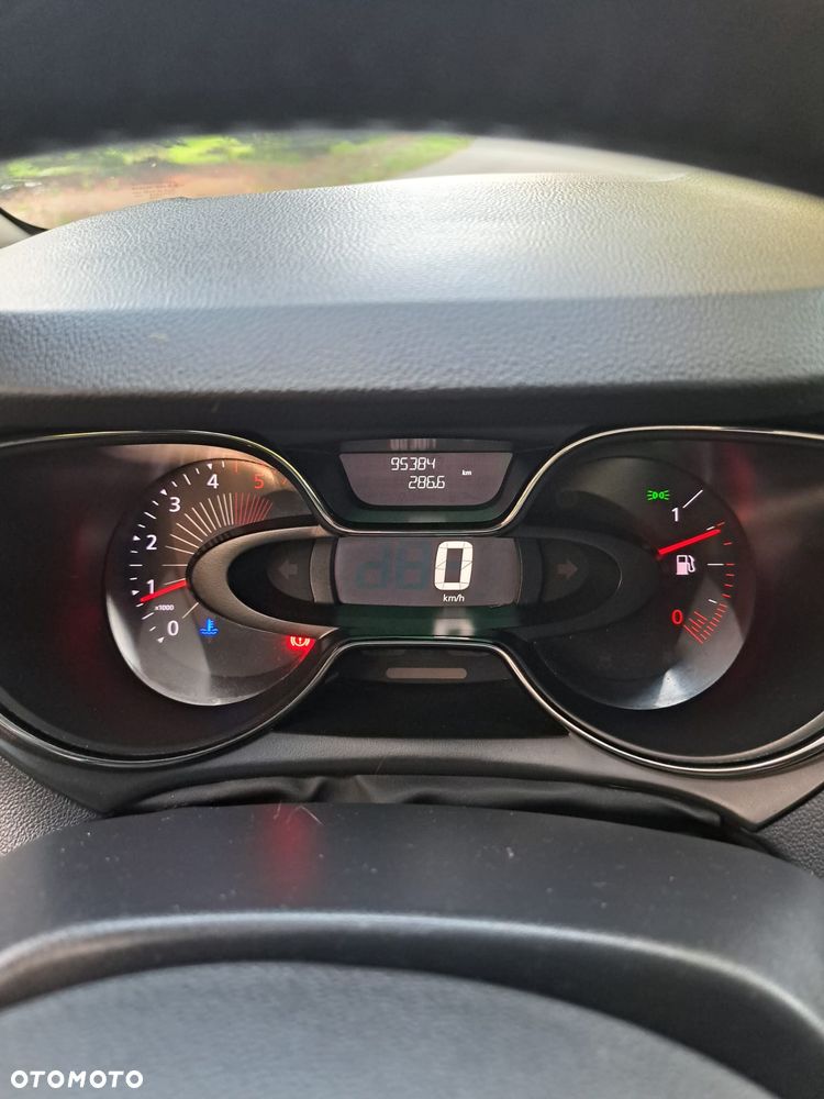 Renault Captur - 15