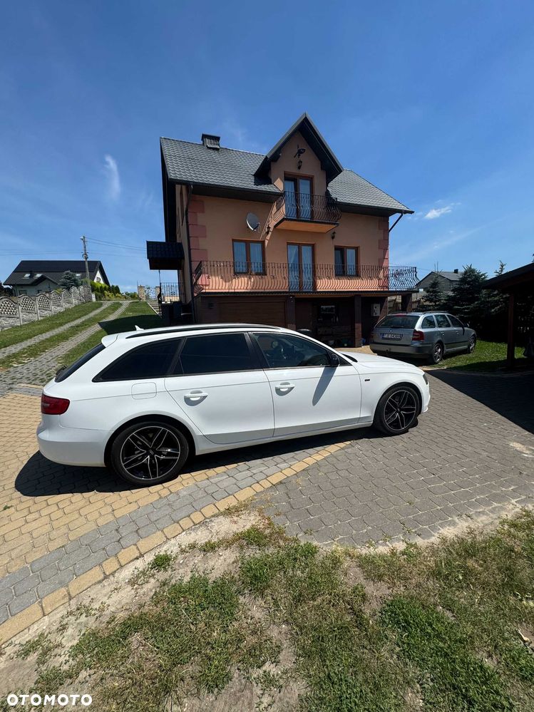 Audi A4 Avant - 4