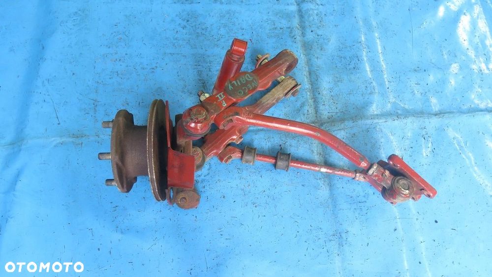 Zwrotnica Piasta Wahacz Przód Przednia Prawa IVECO DAILY II 1990-1999