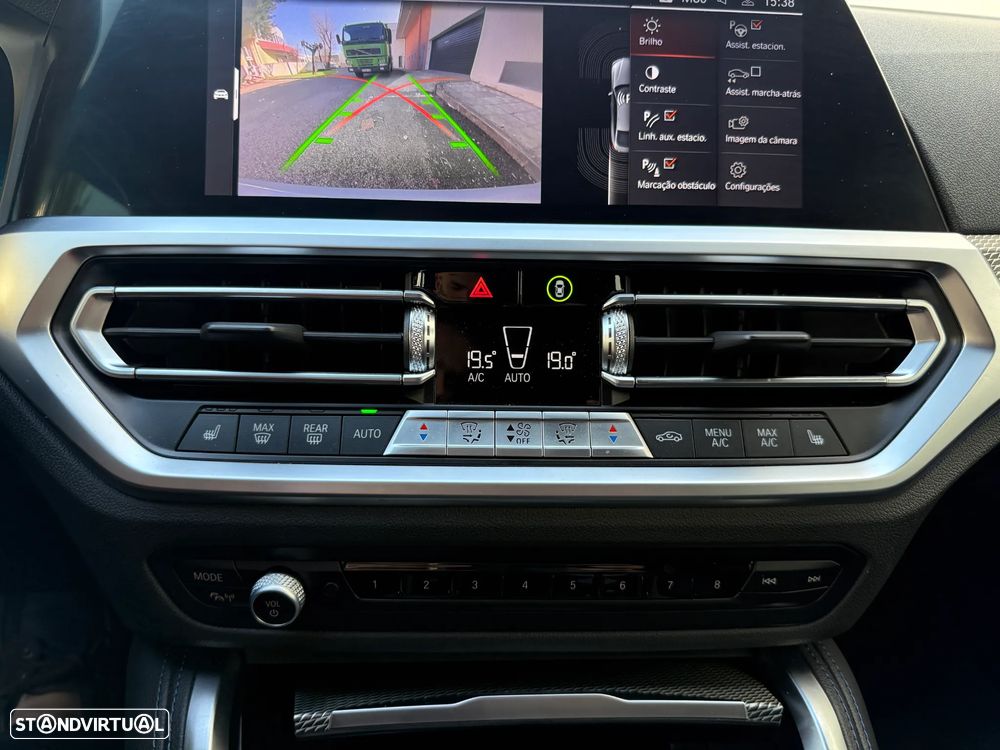 BMW 420 Gran Coupé d Pack Desportivo M Auto - 29