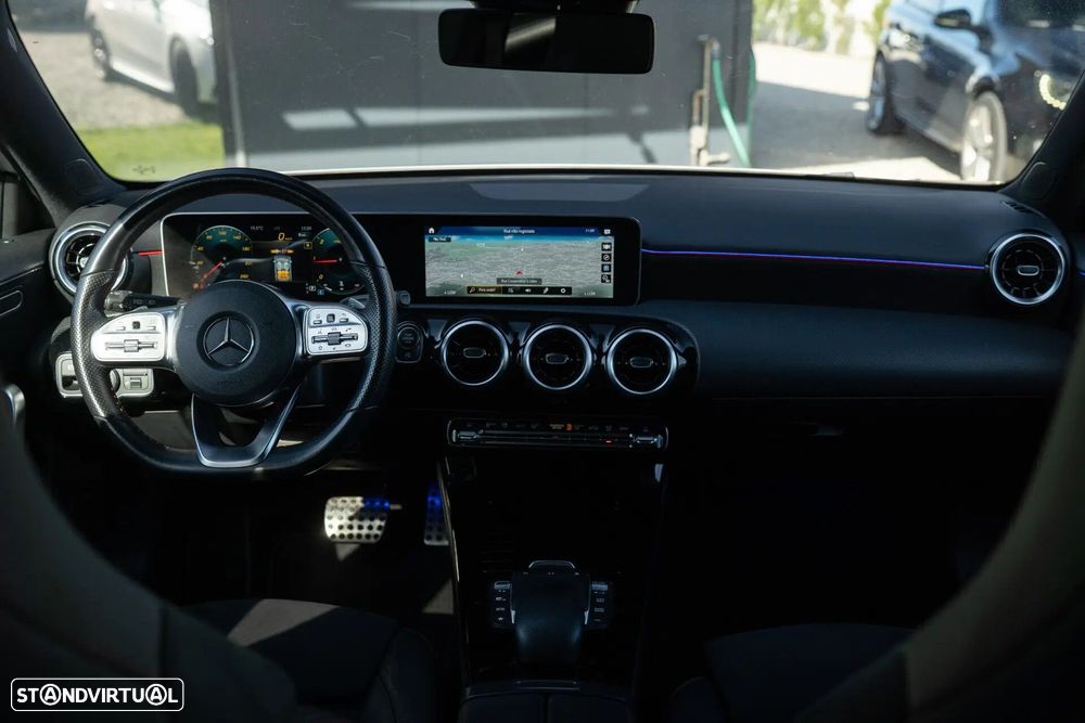 Mercedes-Benz A 180 d 7G-DCT AMG Line - 13