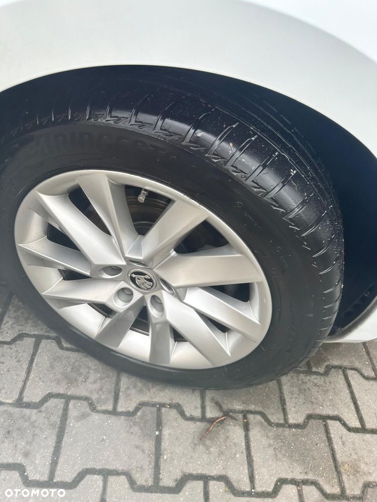 Skoda Superb 1.5 TSI ACT Ambition DSG - 4