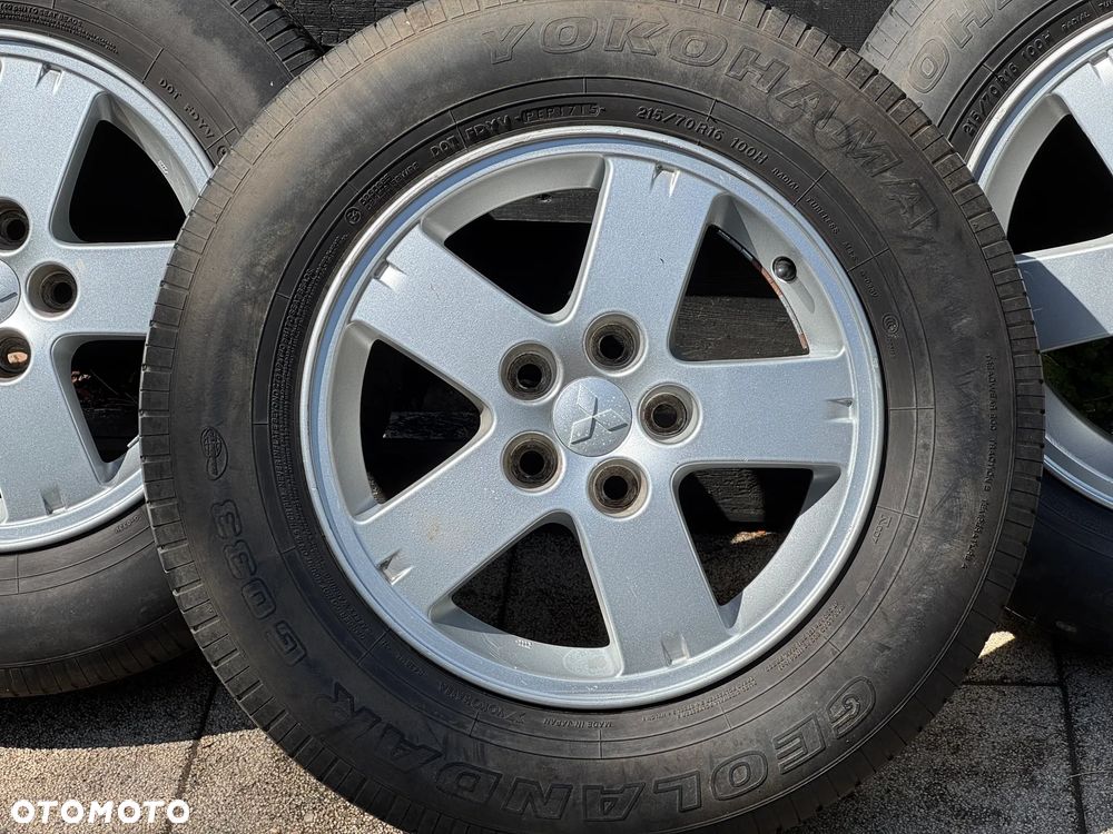 FELGI ALUMINIOWE MITSUBISHI OUTLANDER 16" + OPONY YOKOHAMA GEOLANDAR 215/70R16 Rozstaw Śrub 5x114,3 - 3