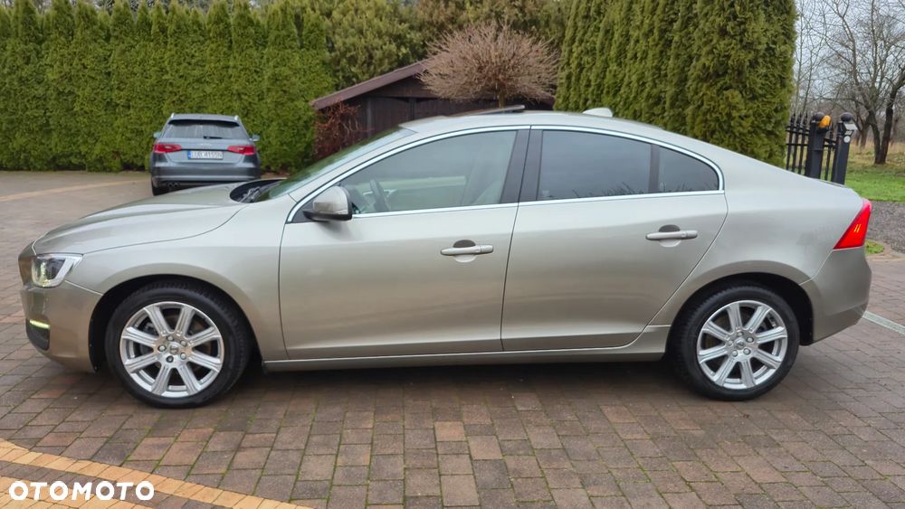 Volvo S60 D3 Geartronic Summum - 18