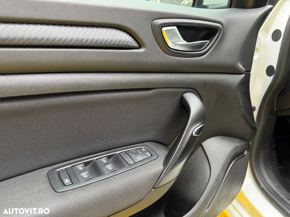 Renault Megane - 9