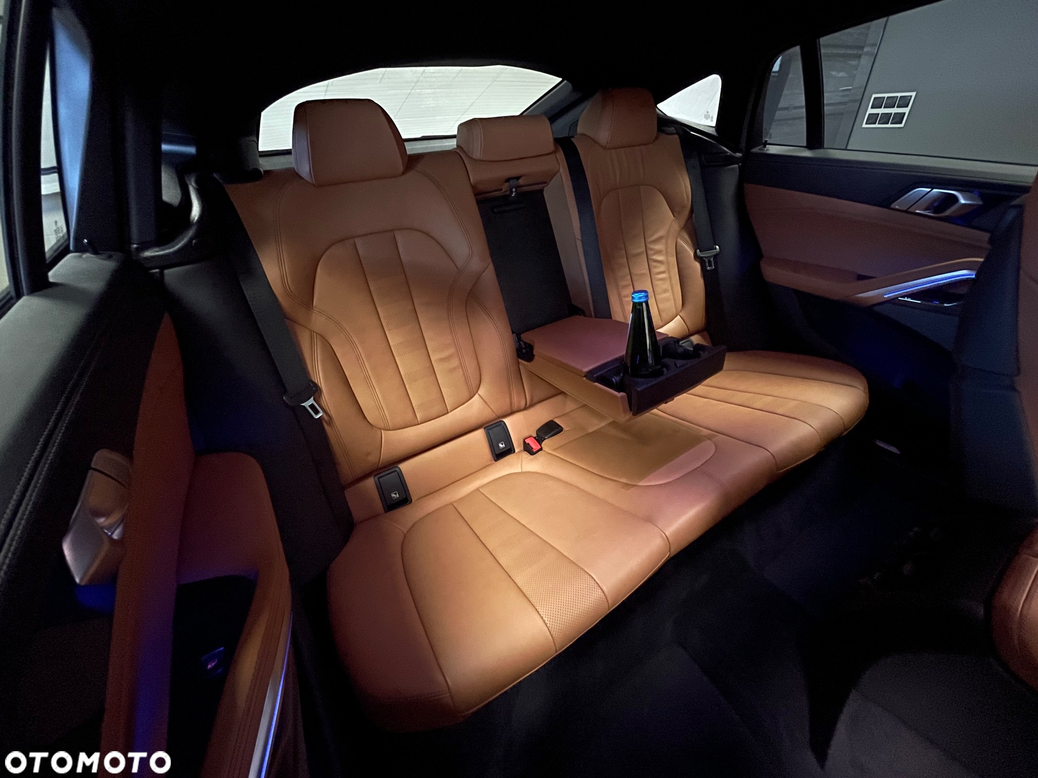 BMW X6 xDrive40d mHEV - 32