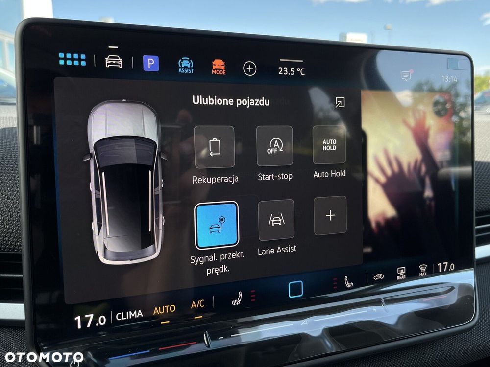 Volkswagen T-Roc 1.5 eTSI Life DSG - 23