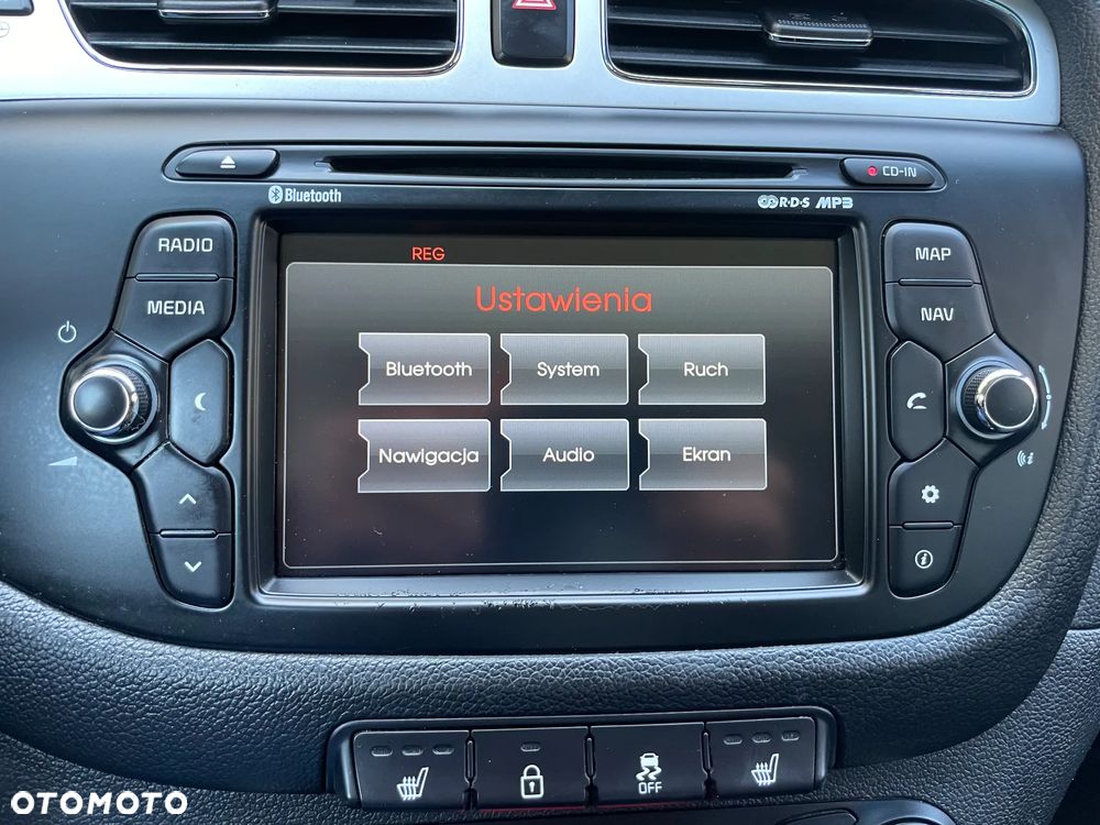 Kia Ceed 1.6 CRDi 128 ISG SW Platinum Edition - 16