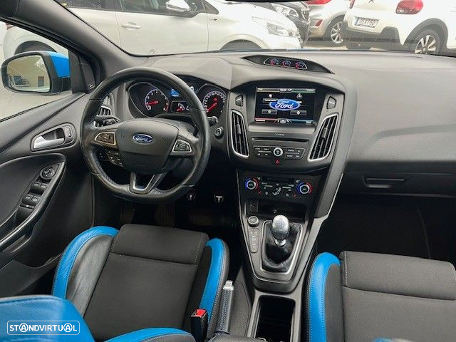 Ford Focus 2.3 EcoBoost S&S 4WD RS Blue & Black - 7