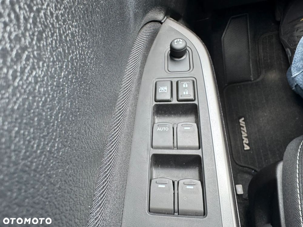 Suzuki Vitara 1.4 Boosterjet mHEV Premium Plus 2WD - 9