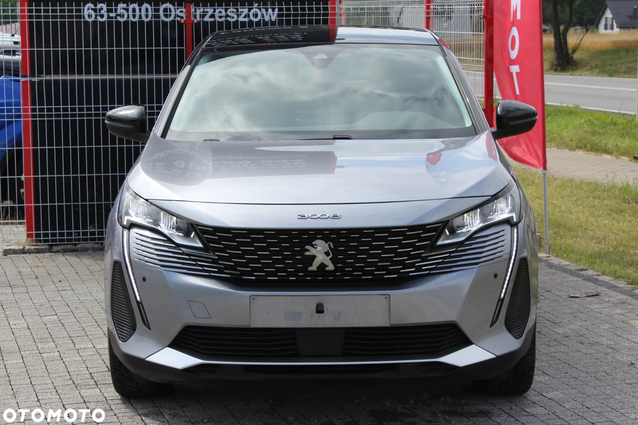 Peugeot 3008 1.2 PureTech Allure S&S EAT8 - 2