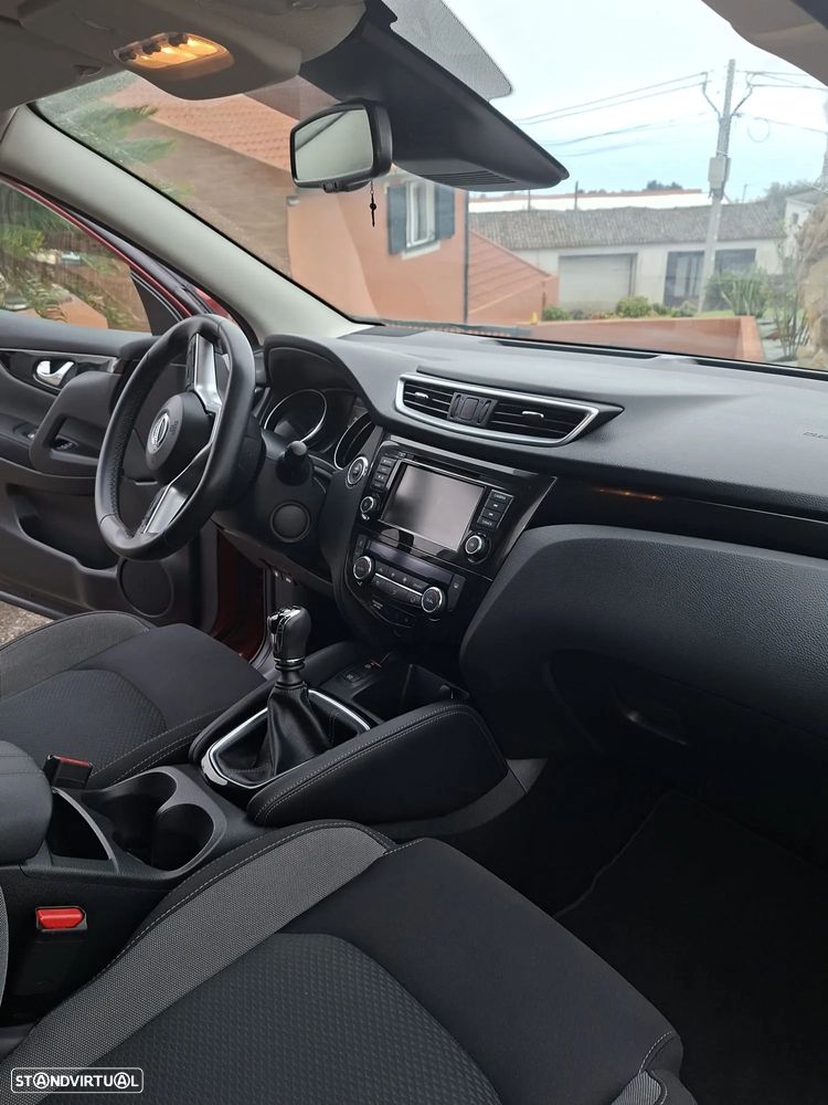 Nissan Qashqai 1.3 DIG-T N-Connecta - 14