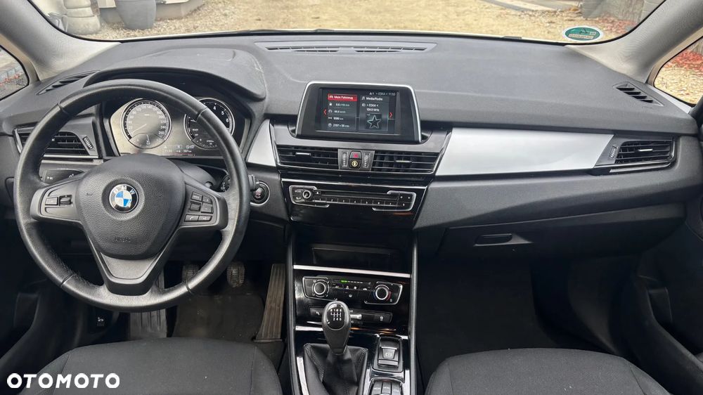 BMW Seria 2 216i GPF Sport Line - 27