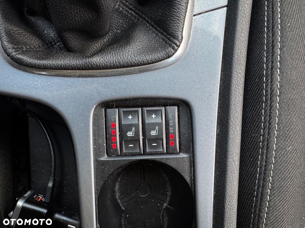 Ford Mondeo 1.6 Gold X - 27