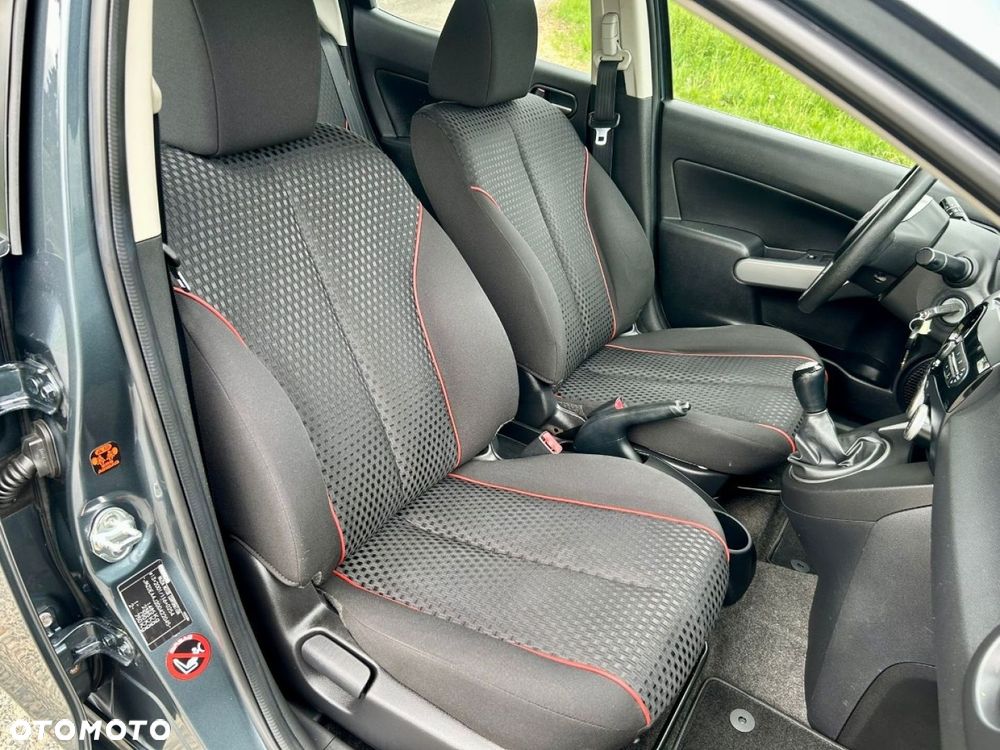 Mazda 2 - 33